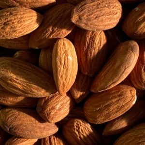 Almond Oil (Prunus Amygdalus Dulcis)